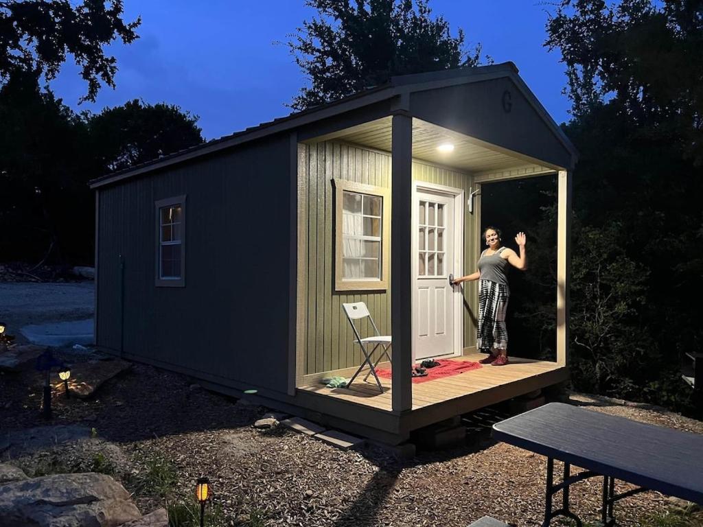 Reflection Cabin On Lake Godstone Villa Jacksboro Esterno foto